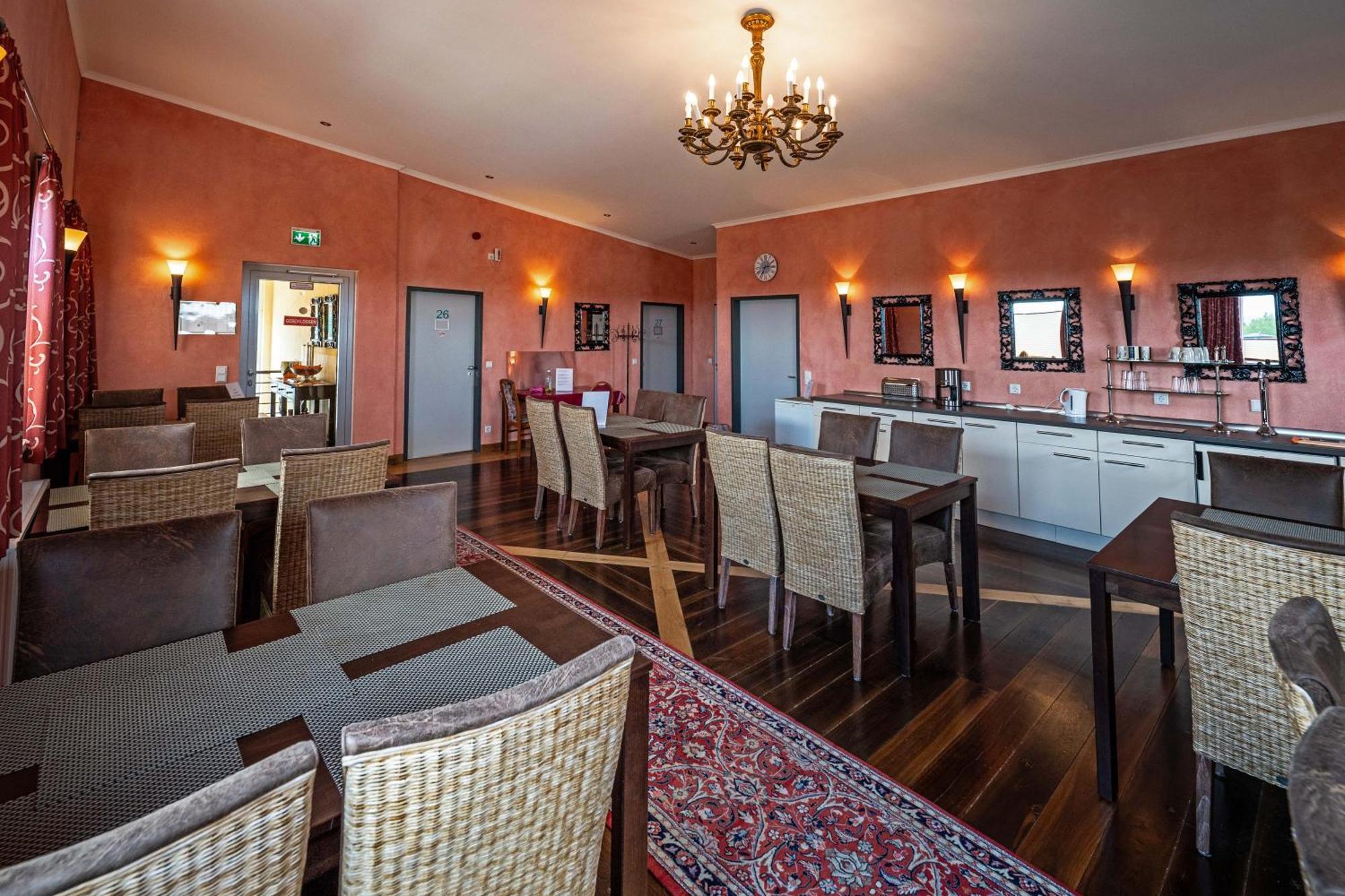 7O'Clock - Hotel Hannover Laatzen Exterior photo